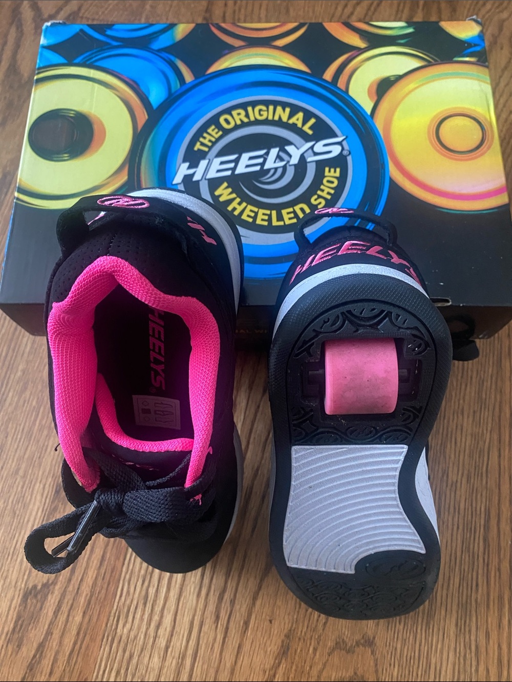 Heelys Kids Black and Hot Pink Wheeled Sneakers